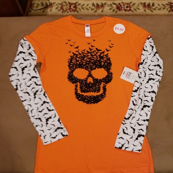 Walmart Tops - Halloween shirt
